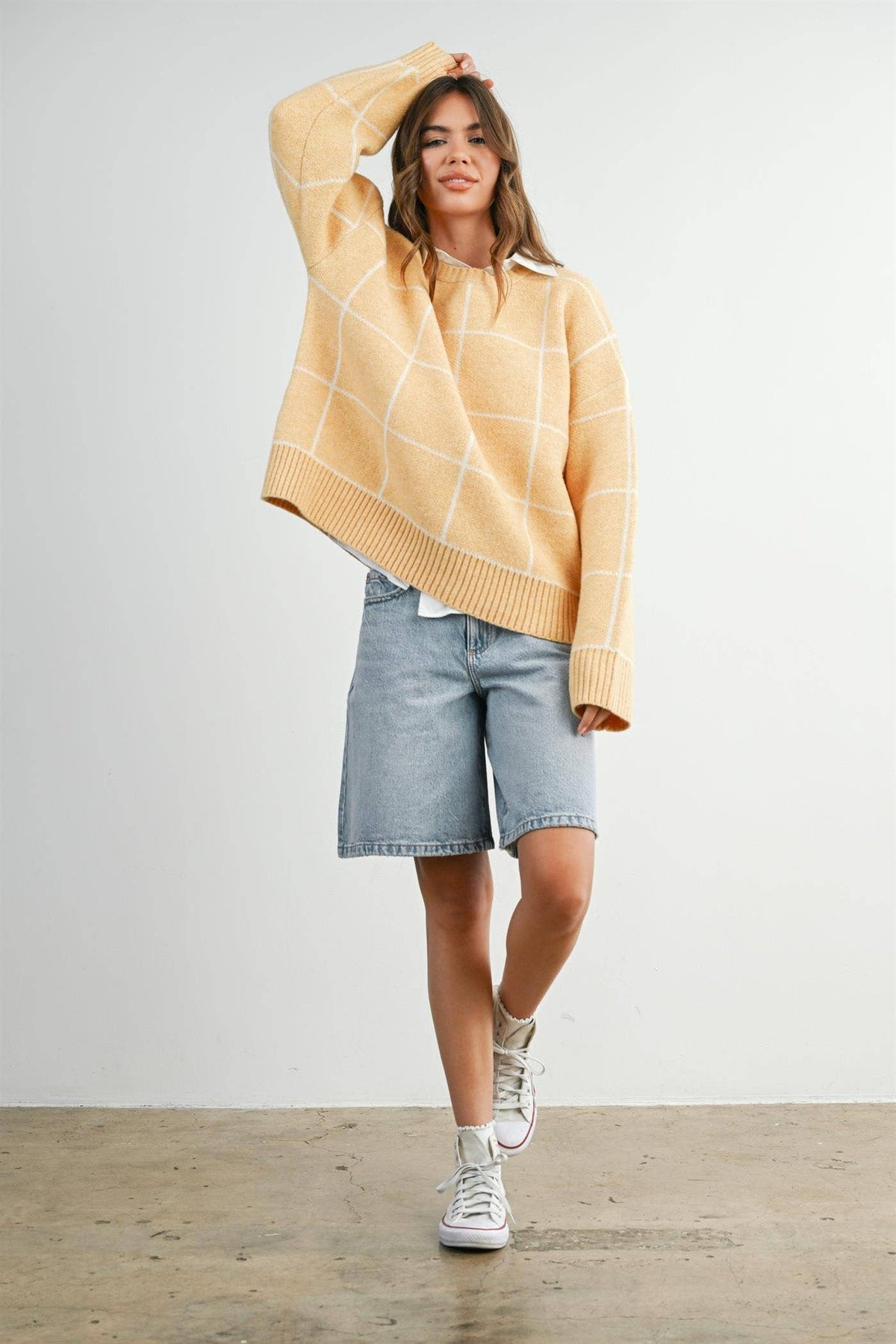 Checkered Crew Neck Knit Sweater - BMW8077