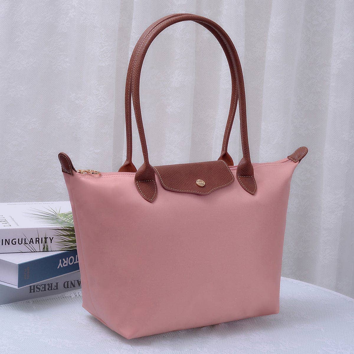 HM784 Hila 16 inch Nylon Tote Bag