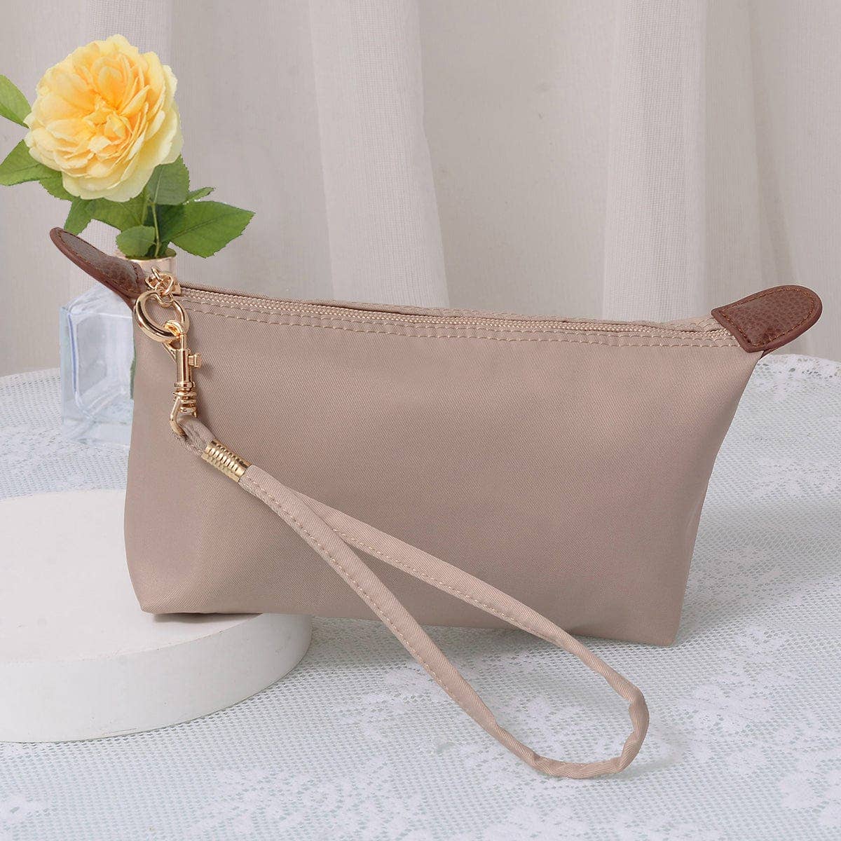 Nylon Fabric Cosmetic Bag