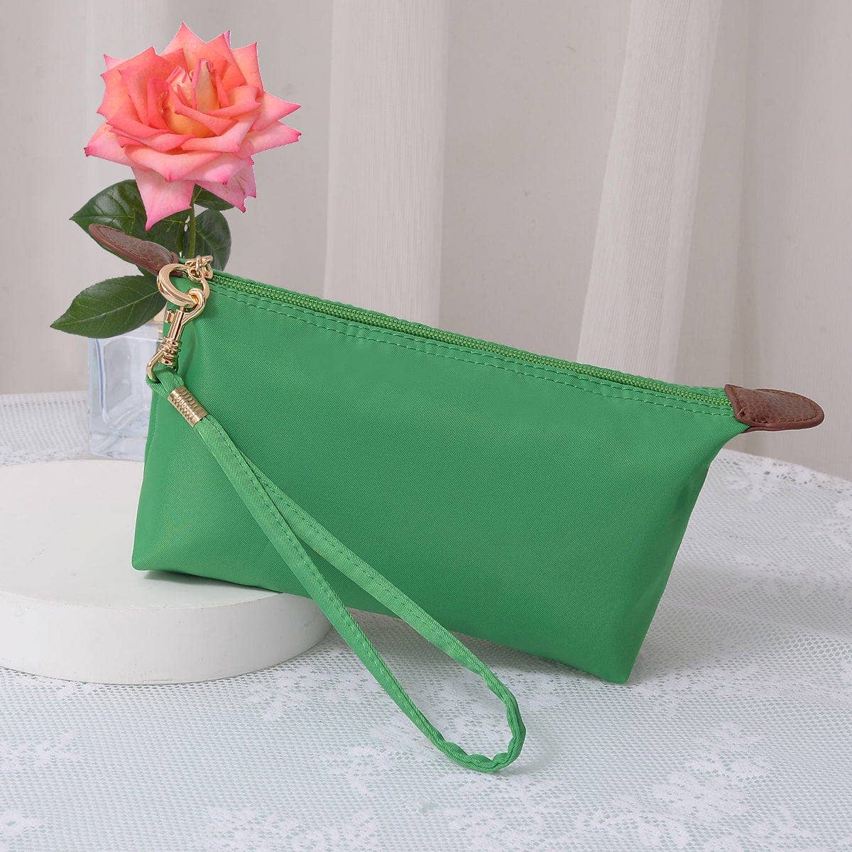 Nylon Fabric Cosmetic Bag