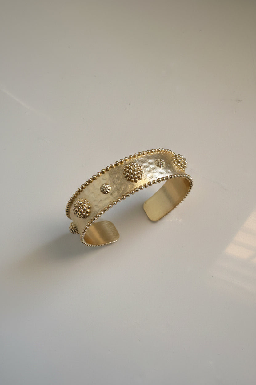 Elegant Gold Cuff