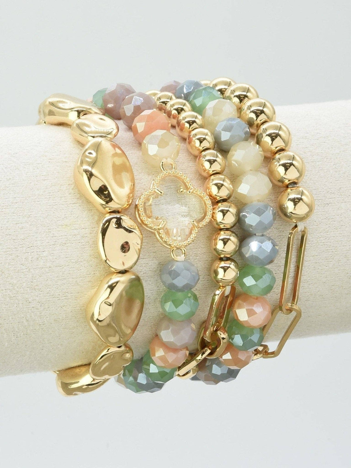 Beaded Clover Accent Jewelry Set Bracelet