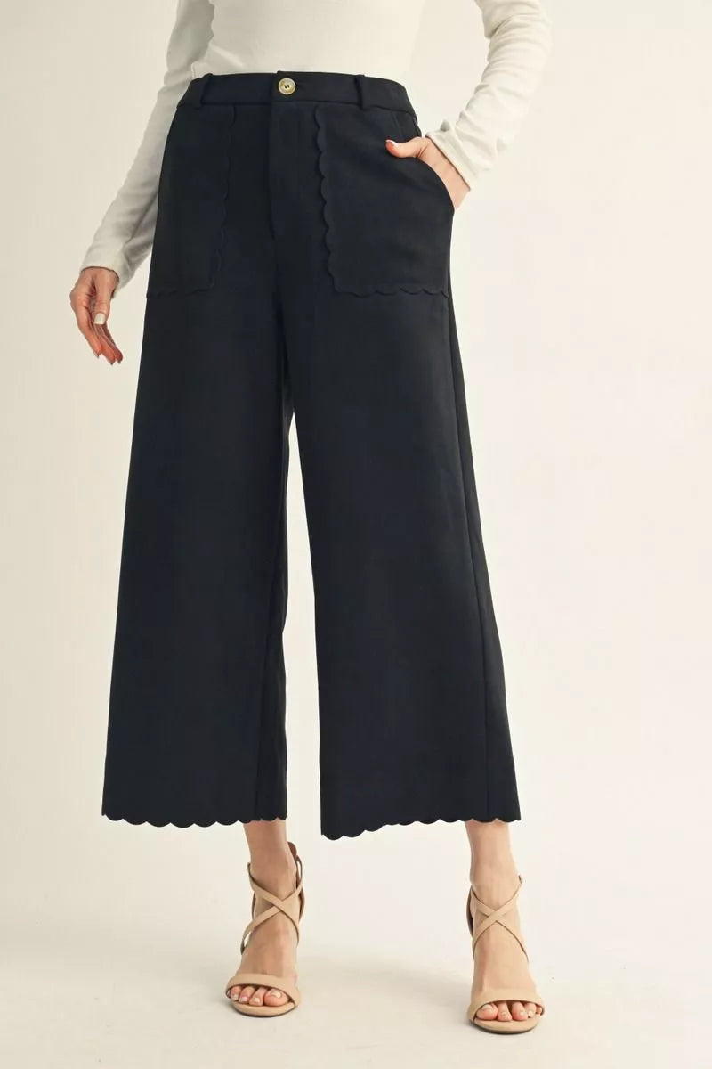 Scalloped Edge Wide-Leg Pants